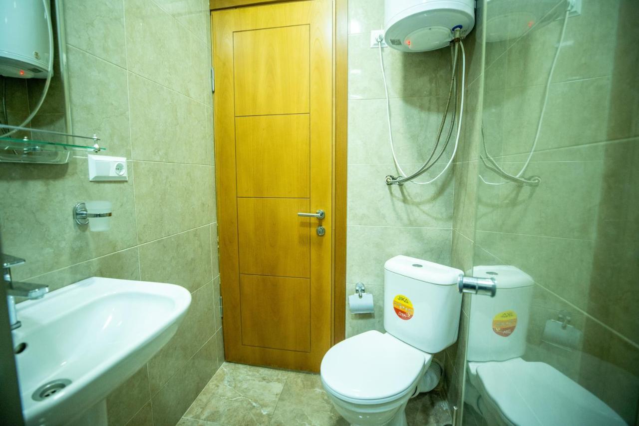Apartment On Melikishvili 51 Batumi Exterior foto